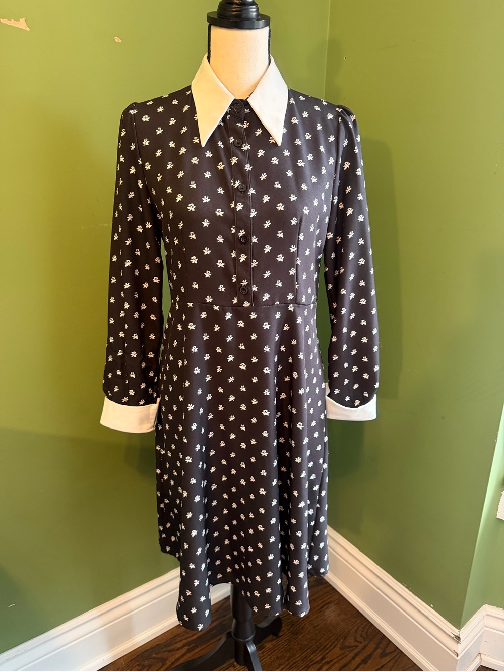 Vintage  70’s Style Black Long-Sleeve Dress with White Collar and Cuff Contrast